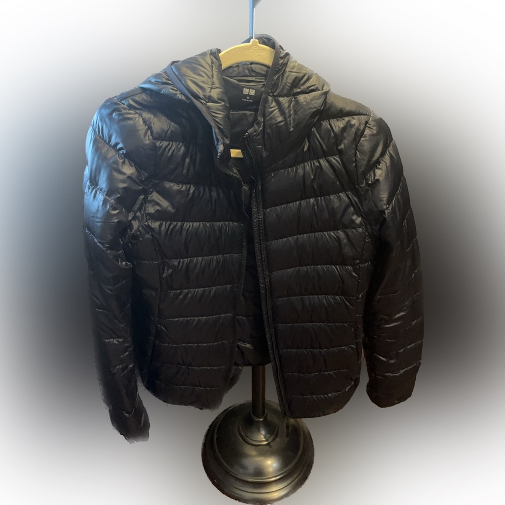 Black Uniqlo Lightweight Puffer Jacket